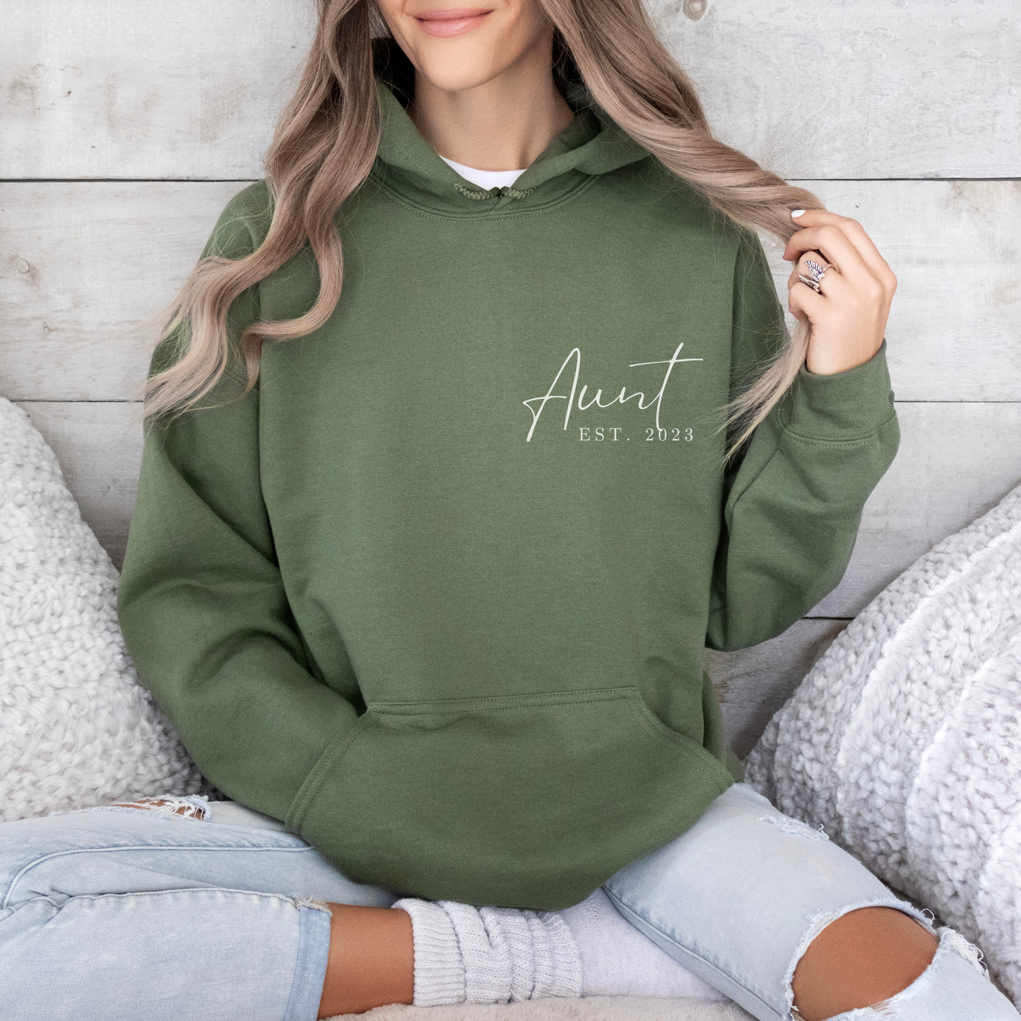 Custom Aunt EST Hoodie, Personalized Kids Names On Sleeve