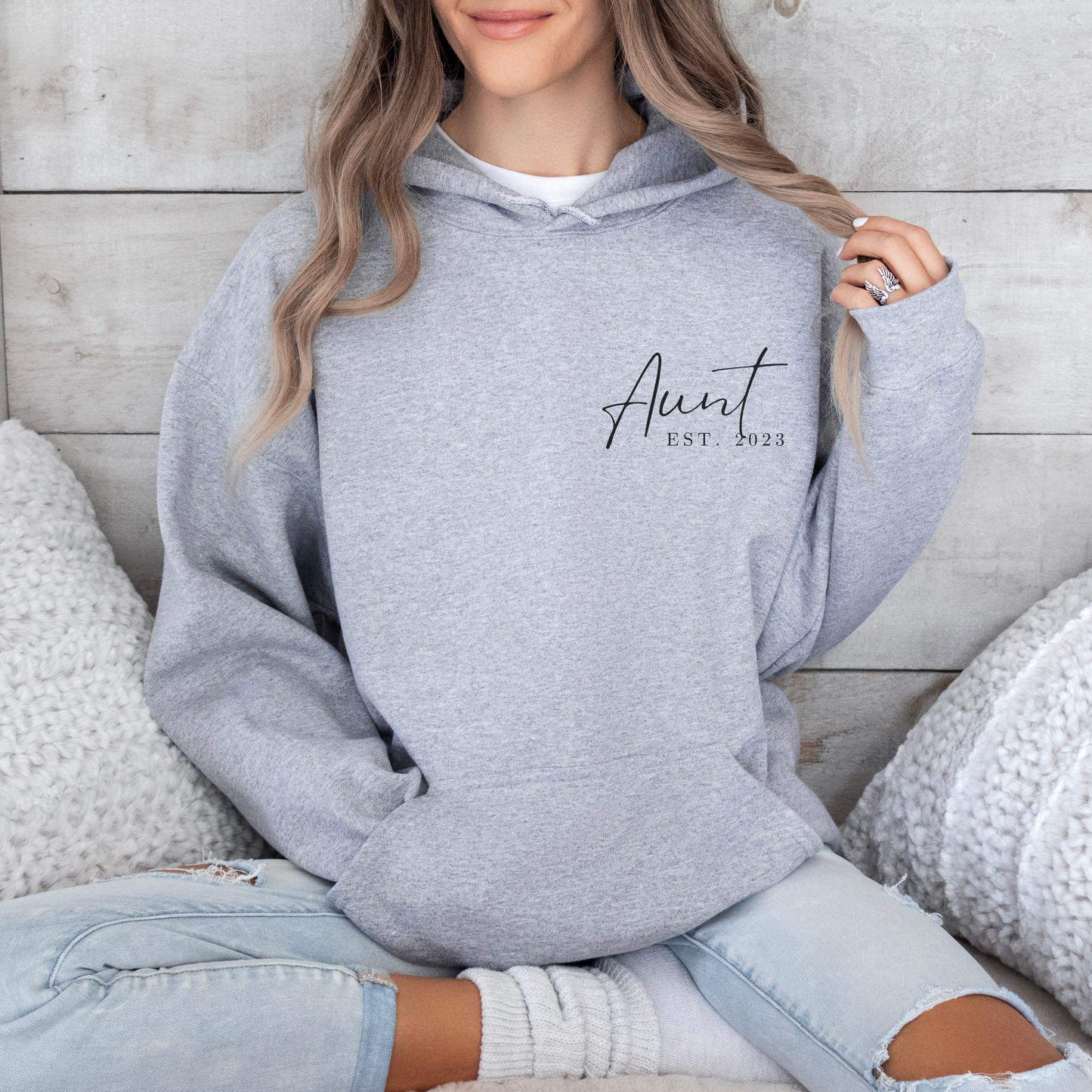 Custom Aunt EST Hoodie, Personalized Kids Names On Sleeve